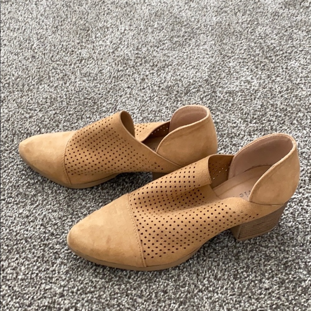 Stevie Hender booties - 6 (run big)